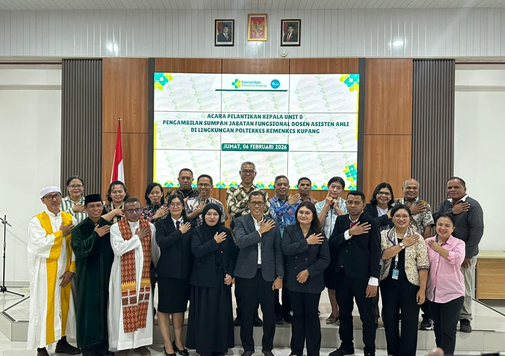 PELANTIKAN/PENGAMBILAN SUMPAH JABATAN PEGAWAI NEGERI SIPIL DAN JABATAN FUNGSIONAL DOSEN