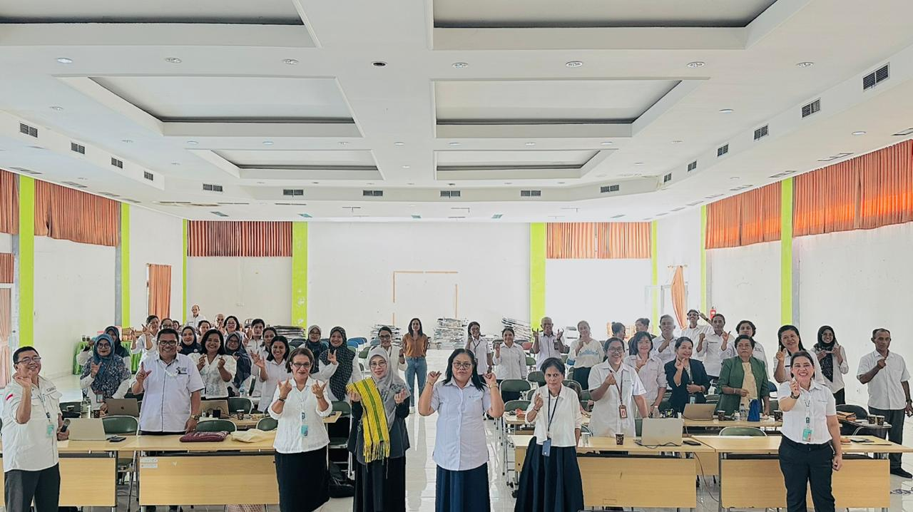 SOSIALISASI INSTRUMEN  AKREDITASI  INSTITUSI PERGURUAN TINGGI (AIPT 4.1)  BAN PT