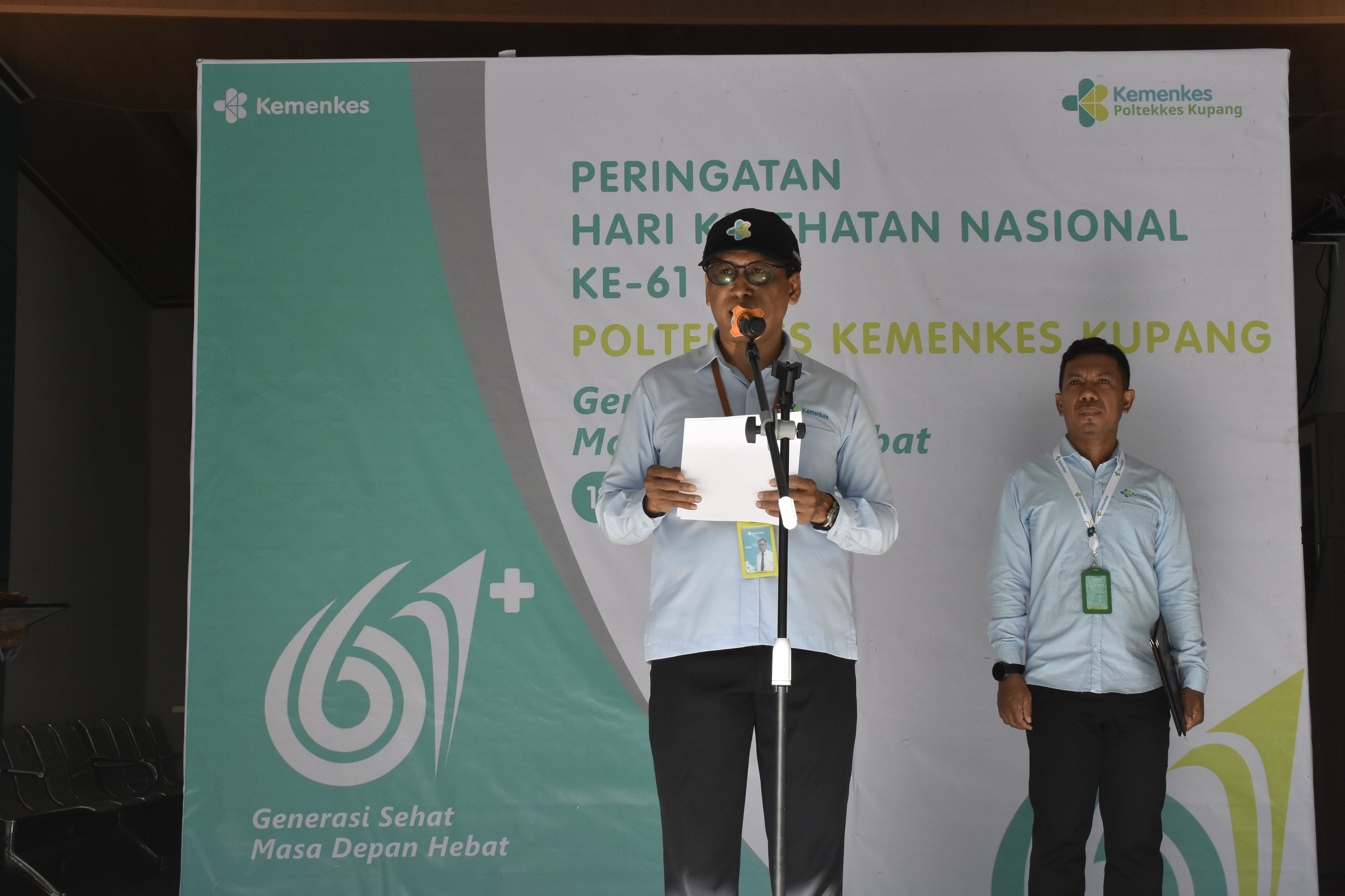 Pelaksanaan Upacara Peringatan Hari Kesehatan Nasional 12 November 2025 di Poltekkes Kemenkes Kupang