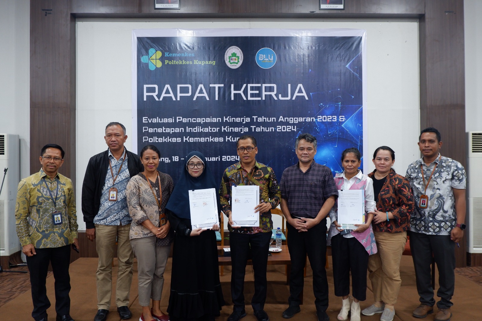PERJANJIAN KERJASAMA - Tanda Tangan PKS CV Dapur Kelor & Poltekkes Kupang Tahun 2024