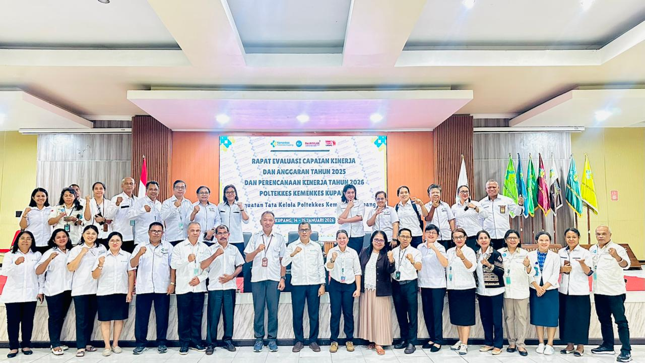 Poltekkes Kemenkes Kupang Selenggarakan Rapat Kerja Tahun 2026